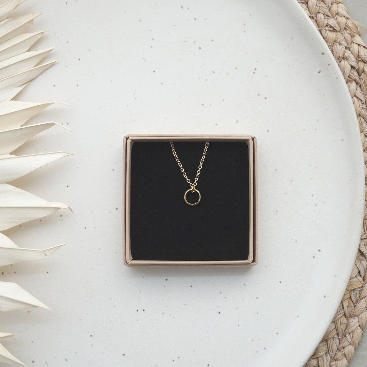 Kaelakee LITTLE RING