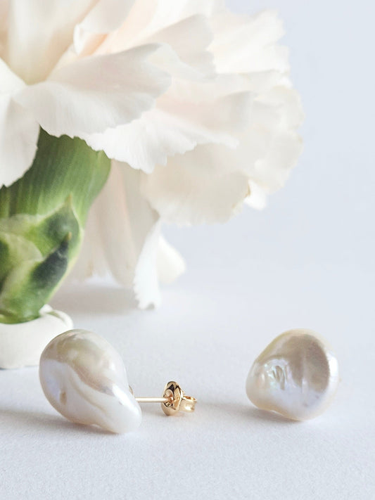 Sienna pärl-nööpkõrvarõngad 