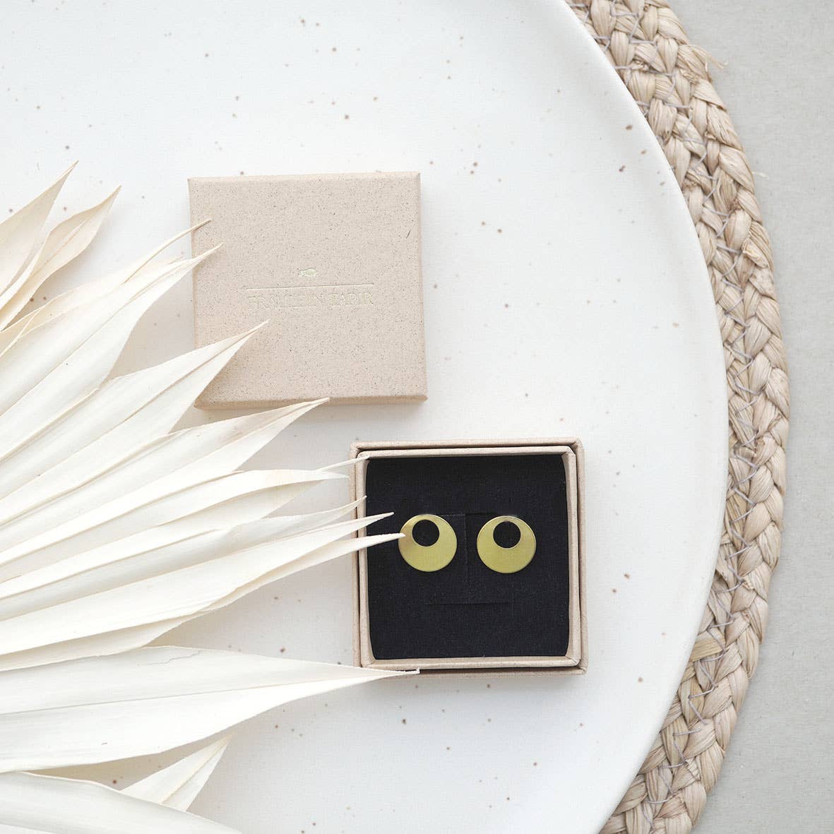 Kõrvarõngad CIRCLE